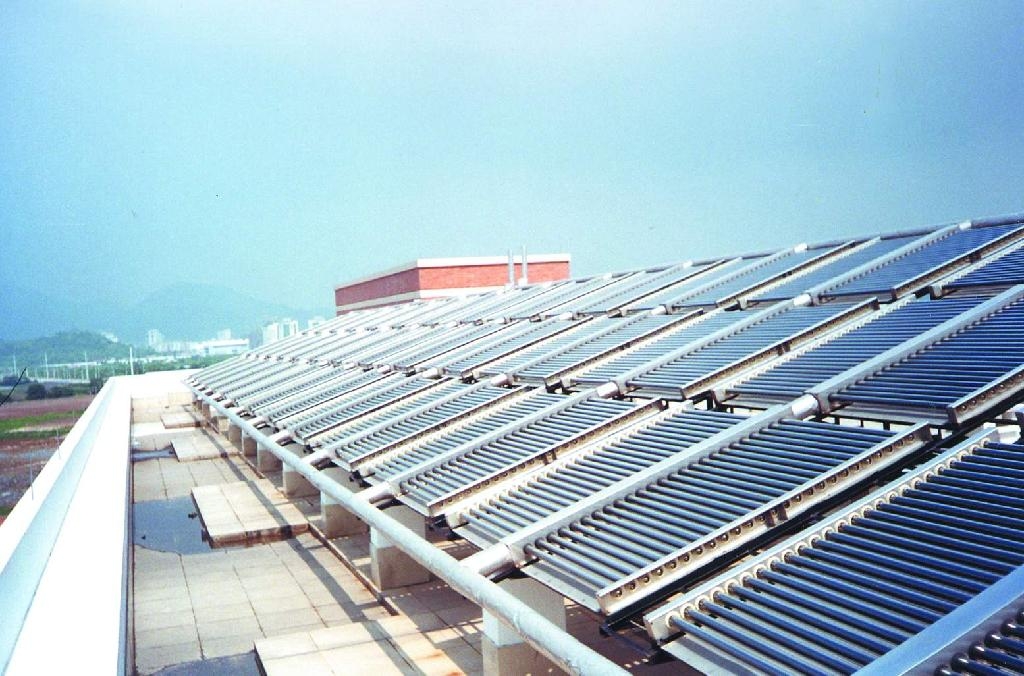 傳統(tǒng)太陽能集熱器