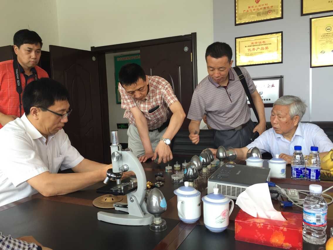 中國工程院趙連城院士指導(dǎo)雞西規(guī)劃石墨產(chǎn)業(yè)發(fā)展方向