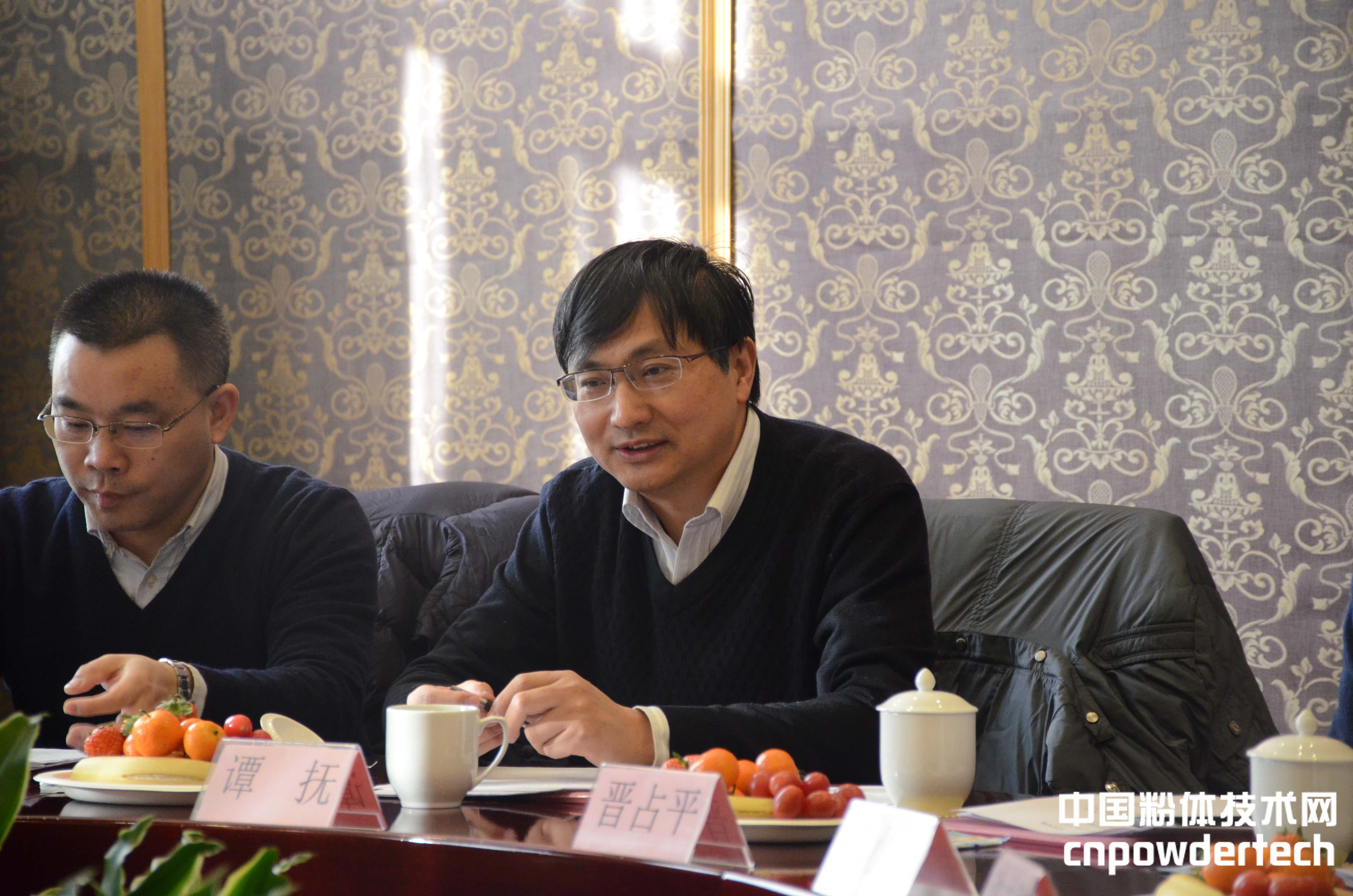 中國硅酸鹽學(xué)會礦物材料分會籌備會議在北京成功召開