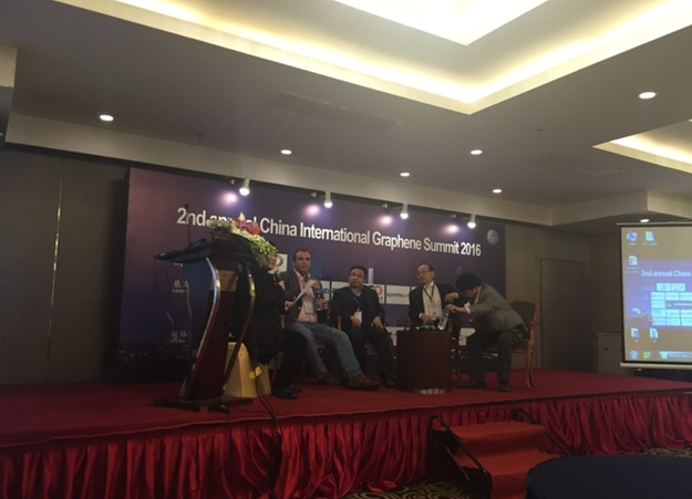 會(huì)議最后是討論環(huán)節(jié)，有來(lái)自Graphenano, Cabot，超威集團(tuán)等企業(yè)的研發(fā)人員