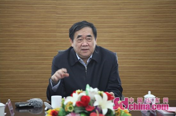 圣泉集團(tuán)生物質(zhì)石墨烯/聚酯纖維(內(nèi)暖絨)通過(guò)中國(guó)工程院專家組驗(yàn)收