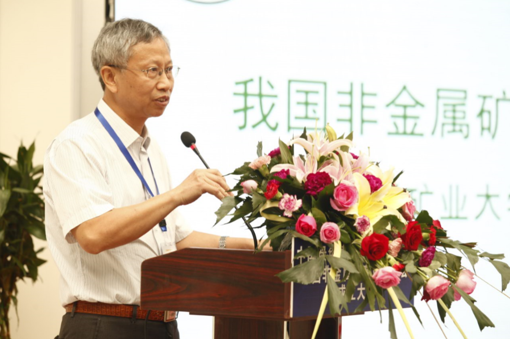 中國綠色建材產(chǎn)業(yè)發(fā)展聯(lián)盟全國非金屬礦專委會專家委員會成立  鄭水林教授出任專家組組長