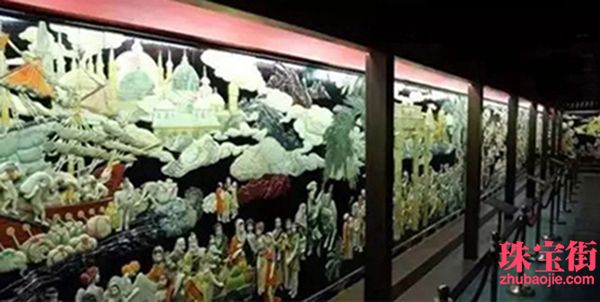 用料30噸玉石，雕成重達(dá)10噸的絲綢之路PK清明上河圖
