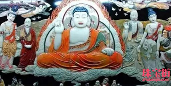 用料30噸玉石，雕成重達(dá)10噸的絲綢之路PK清明上河圖