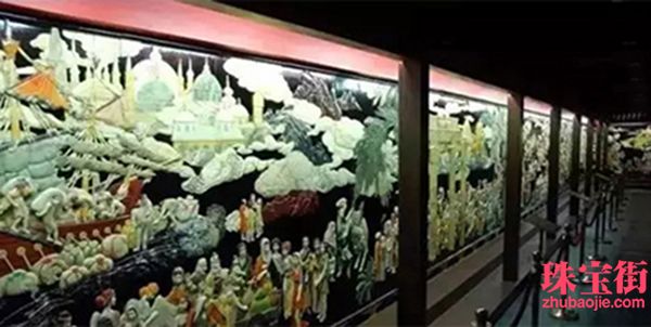 用料30噸玉石，雕成重達(dá)10噸的絲綢之路PK清明上河圖