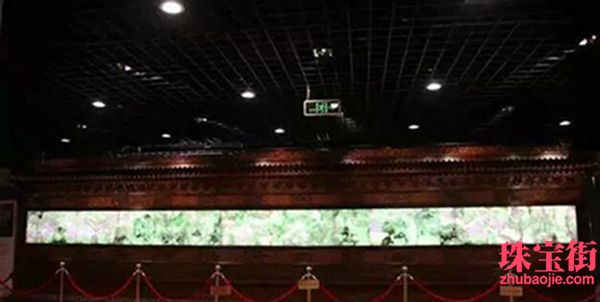 用料30噸玉石，雕成重達(dá)10噸的絲綢之路PK清明上河圖