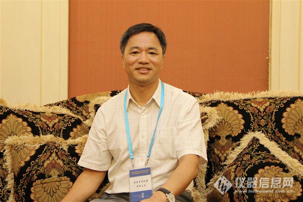 丹東百特儀器有限公司總經(jīng)理董青云先生