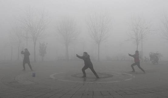 河北玻璃、陶瓷、鈣鎂等多家大氣污染物排放企業(yè)遭關(guān)停