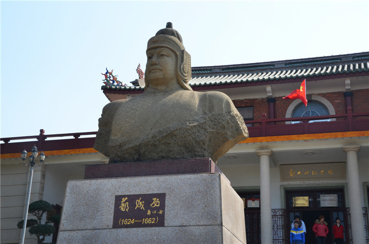 福建南安4.4億大理石粉循環(huán)經(jīng)濟(jì)項(xiàng)目開工