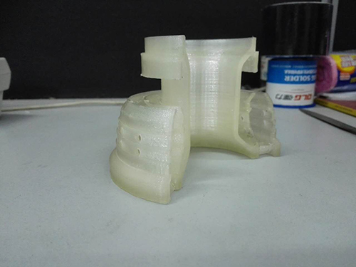 圖2 3D打印尼龍工件外殼