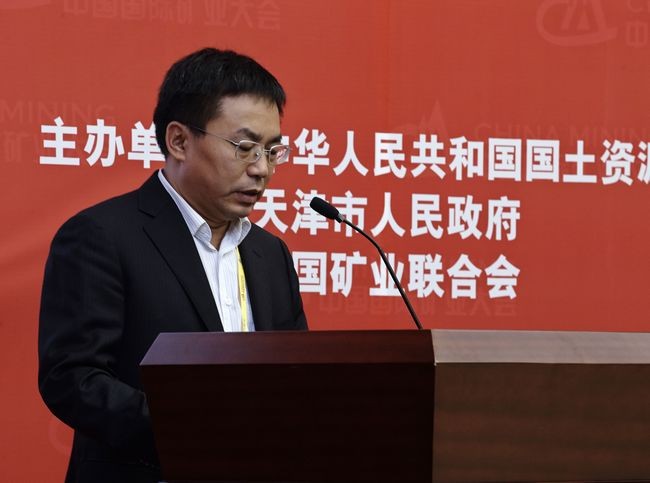 提高非金屬礦產(chǎn)開發(fā)利用水平先要弄清家底訪中國地質(zhì)科學(xué)院鄭州礦產(chǎn)綜合利用研究所所長馮安生