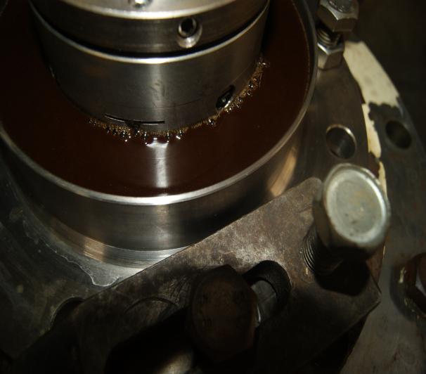 密友集團(tuán)推出濕式機(jī)械密封用納米潤(rùn)滑母液