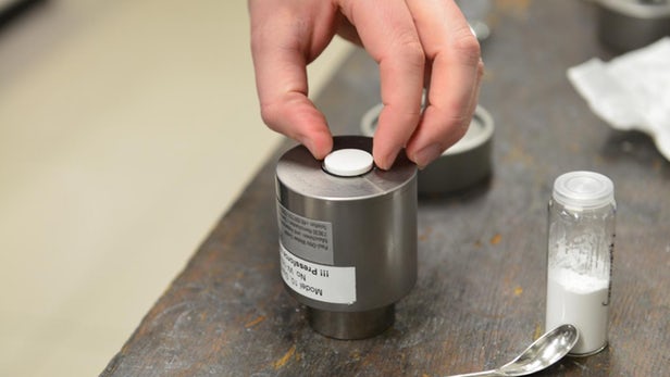 瑞士科學(xué)家利用碳酸鈣超細粉室溫下制備出高硬陶瓷