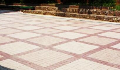 中國城市逢雨必澇？以陶瓷、花崗巖、大理石等為原料的透水磚送來“良藥”