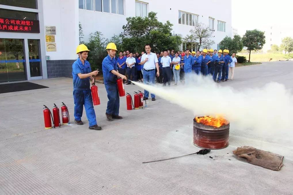 桂林鴻程開展消防應(yīng)急疏散演練活動(dòng)，防患于未“燃”！