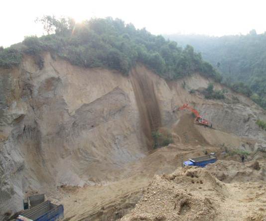 久源礦業(yè)鉀長石礦區(qū)