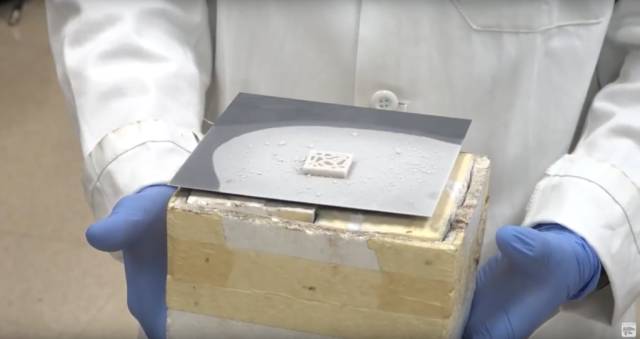 石墨烯氣凝膠—作為最輕的3D打印材料創(chuàng)吉尼斯紀錄