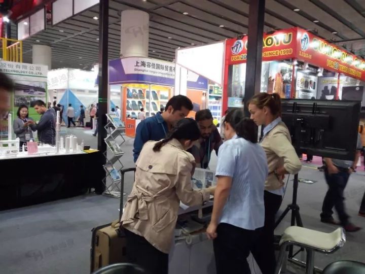 第122屆廣交會(huì)精彩開(kāi)幕，桂林鴻程再展實(shí)力風(fēng)采，信心百倍征戰(zhàn)國(guó)際市場(chǎng)！