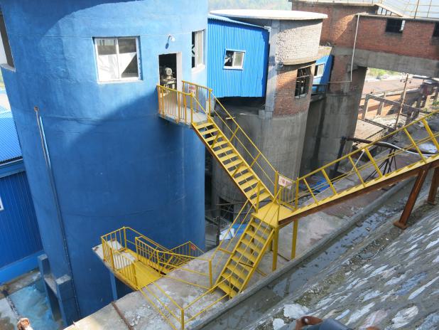 礦業(yè)采選一體化廠區(qū)建設(shè)節(jié)地模式