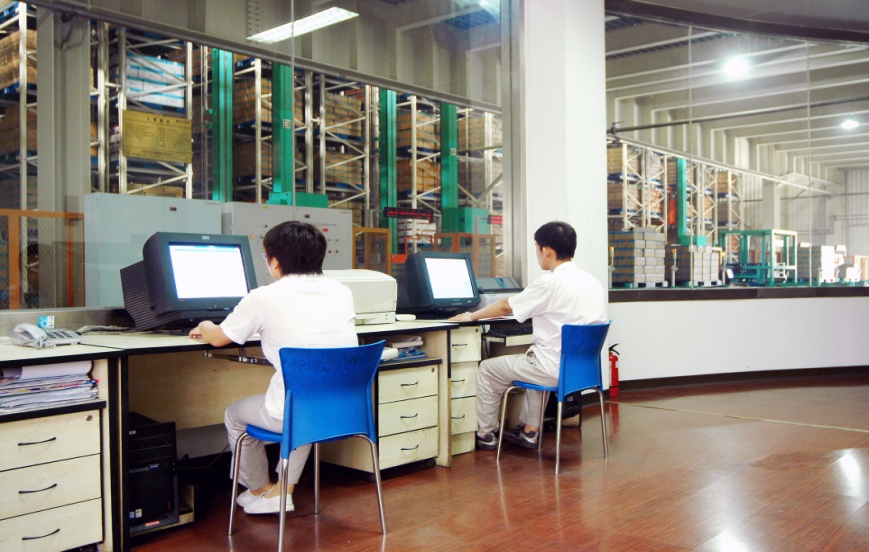 立體空間利用智能倉儲節(jié)地模式