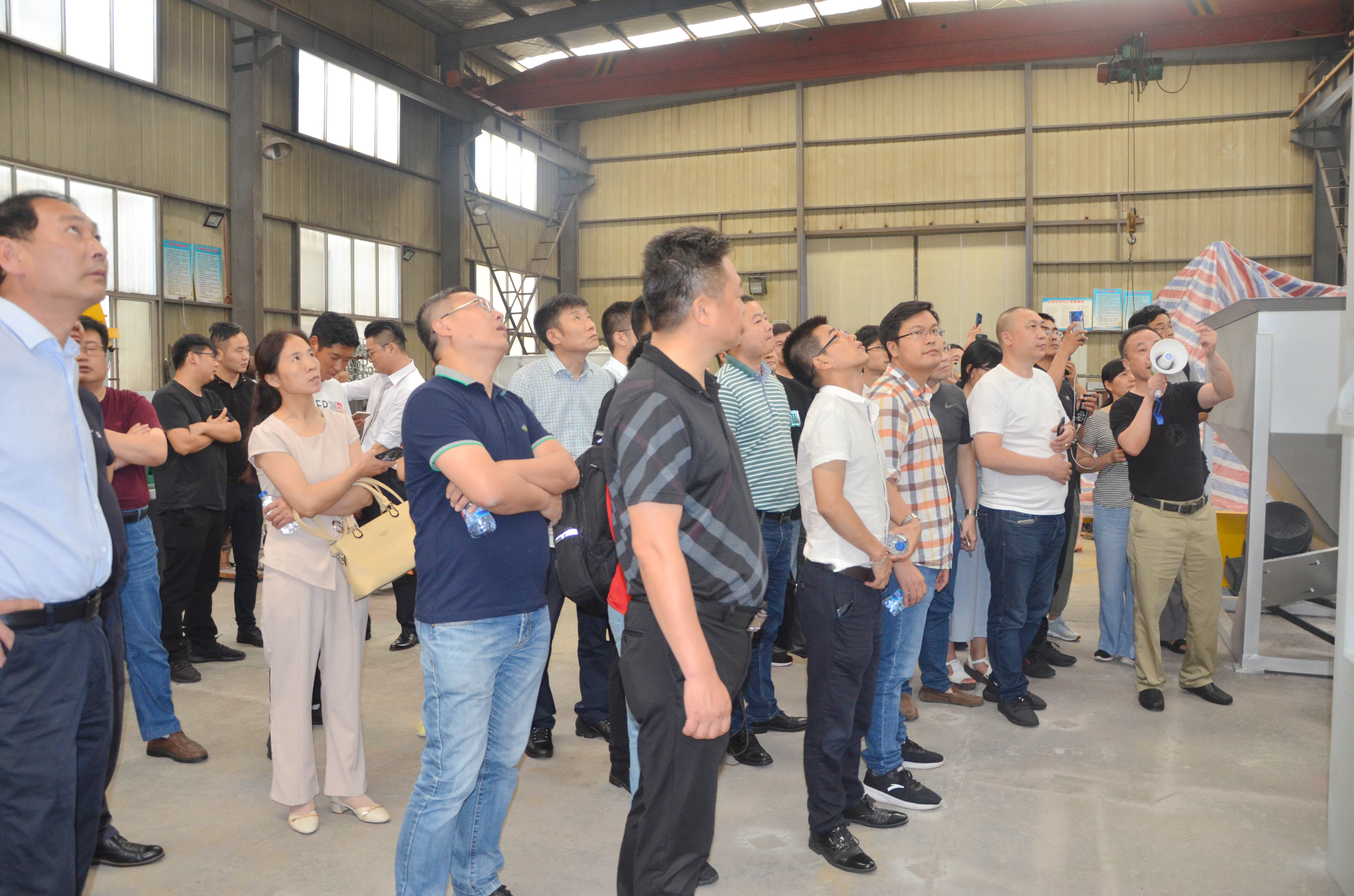 參觀張家港市通沙塑料機(jī)械有限公司