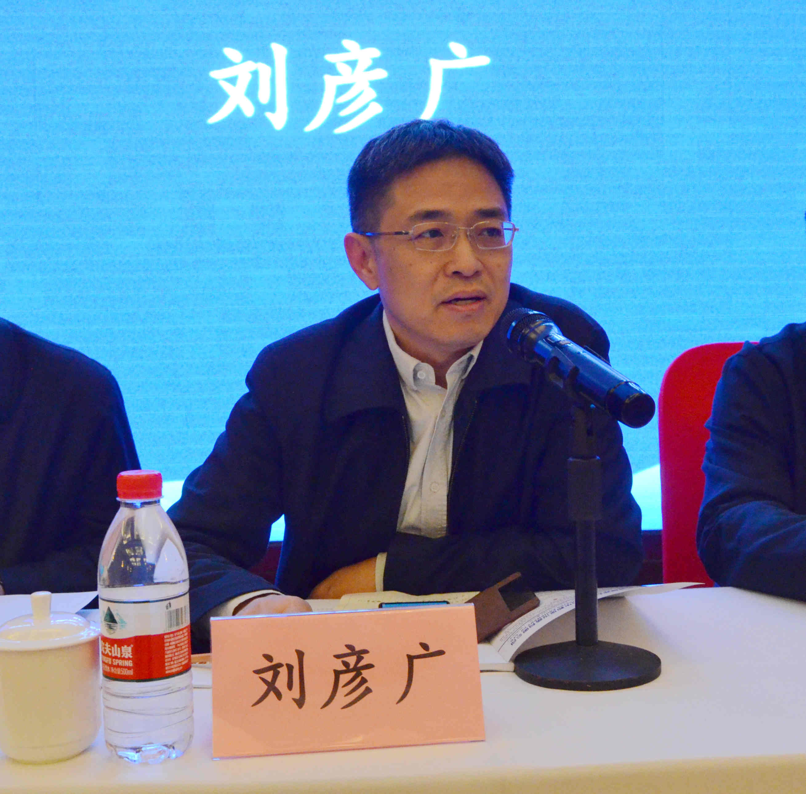 中國建材報(bào)社主編、中國綠色建材產(chǎn)業(yè)發(fā)展聯(lián)盟秘書長劉彥廣講話