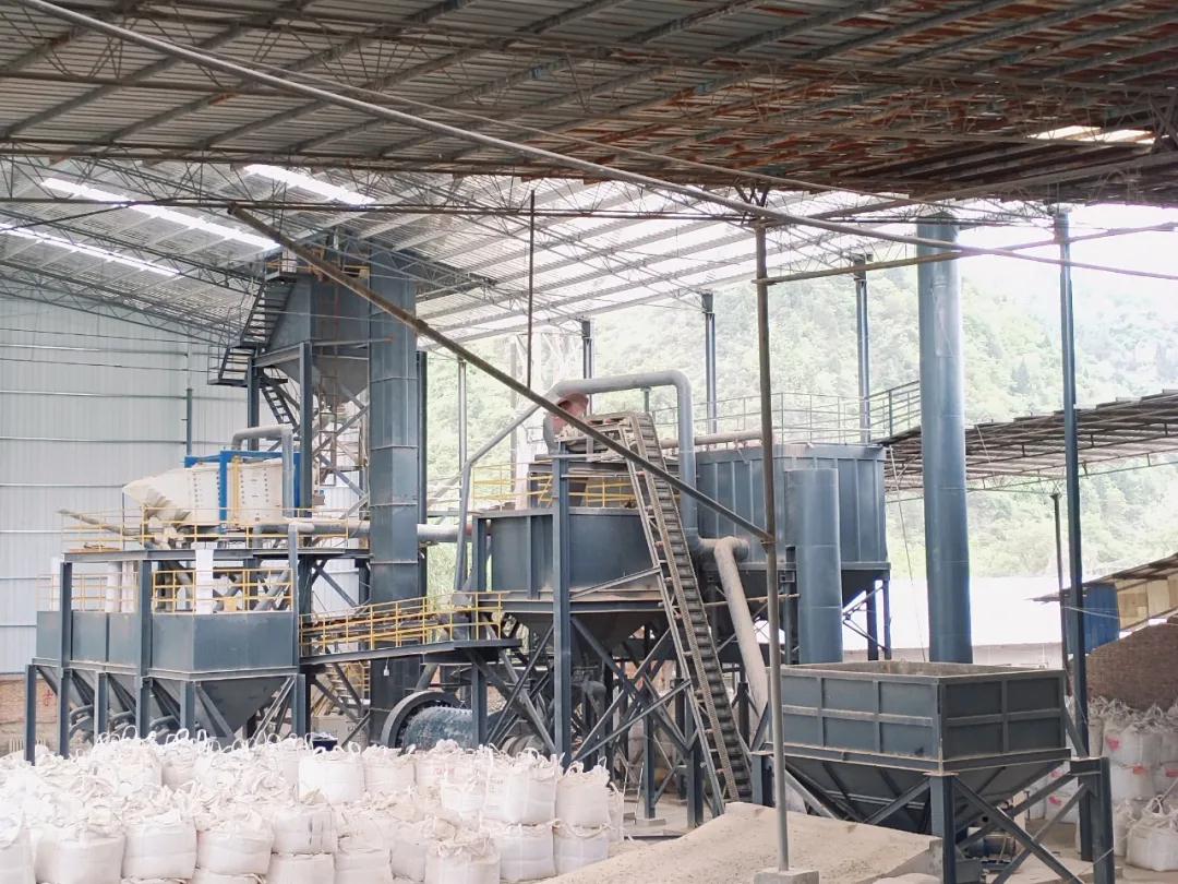 四川南聯(lián)環(huán)資10萬噸/年石英砂尾礦綜合利用生產(chǎn)線投產(chǎn)！