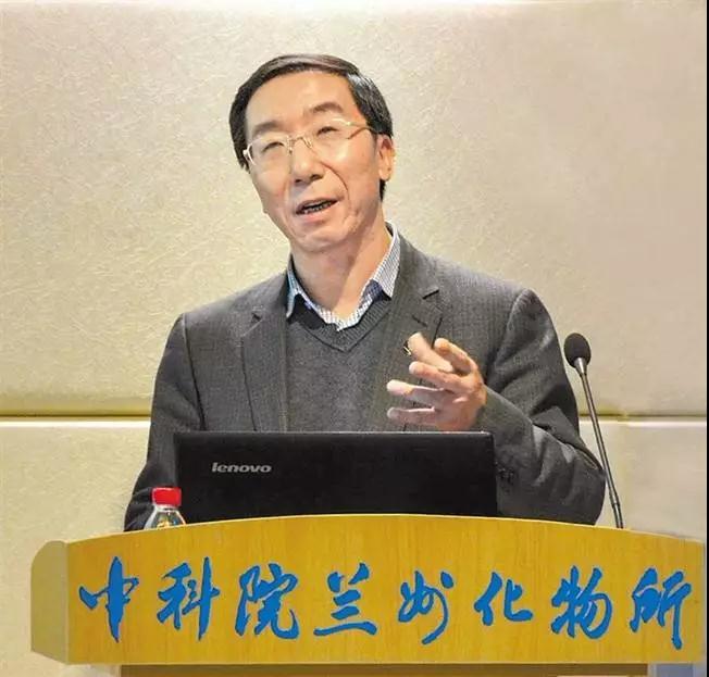 用“愛”用“勤” 做好凹凸棒石產(chǎn)業(yè)——記中國科學院蘭州化學物理研究所研究員王愛勤