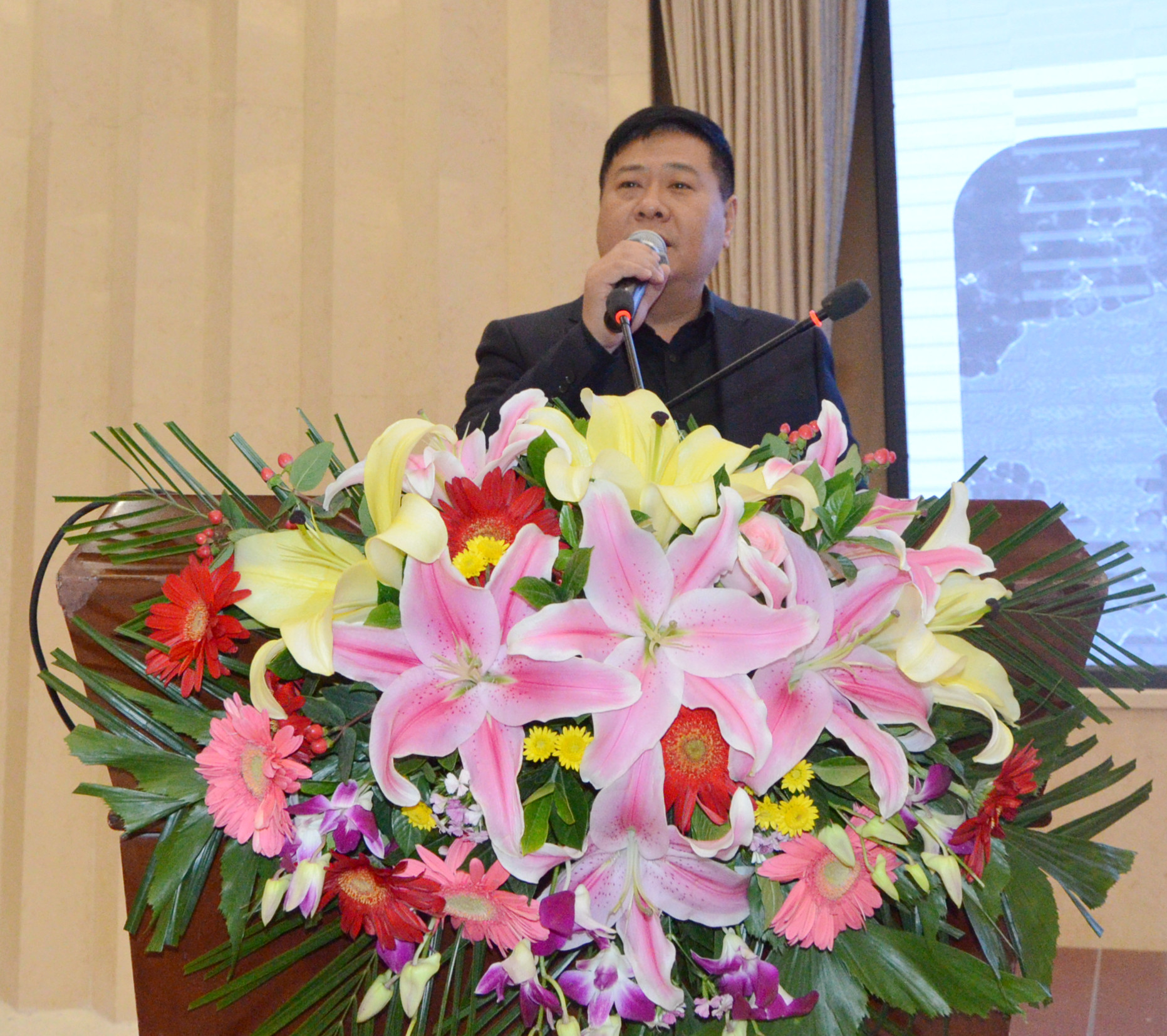 2020年中國非金屬礦產(chǎn)業(yè)高峰論壇暨綠色礦山建設(shè)高峰論壇在河南鄭州成功舉辦！