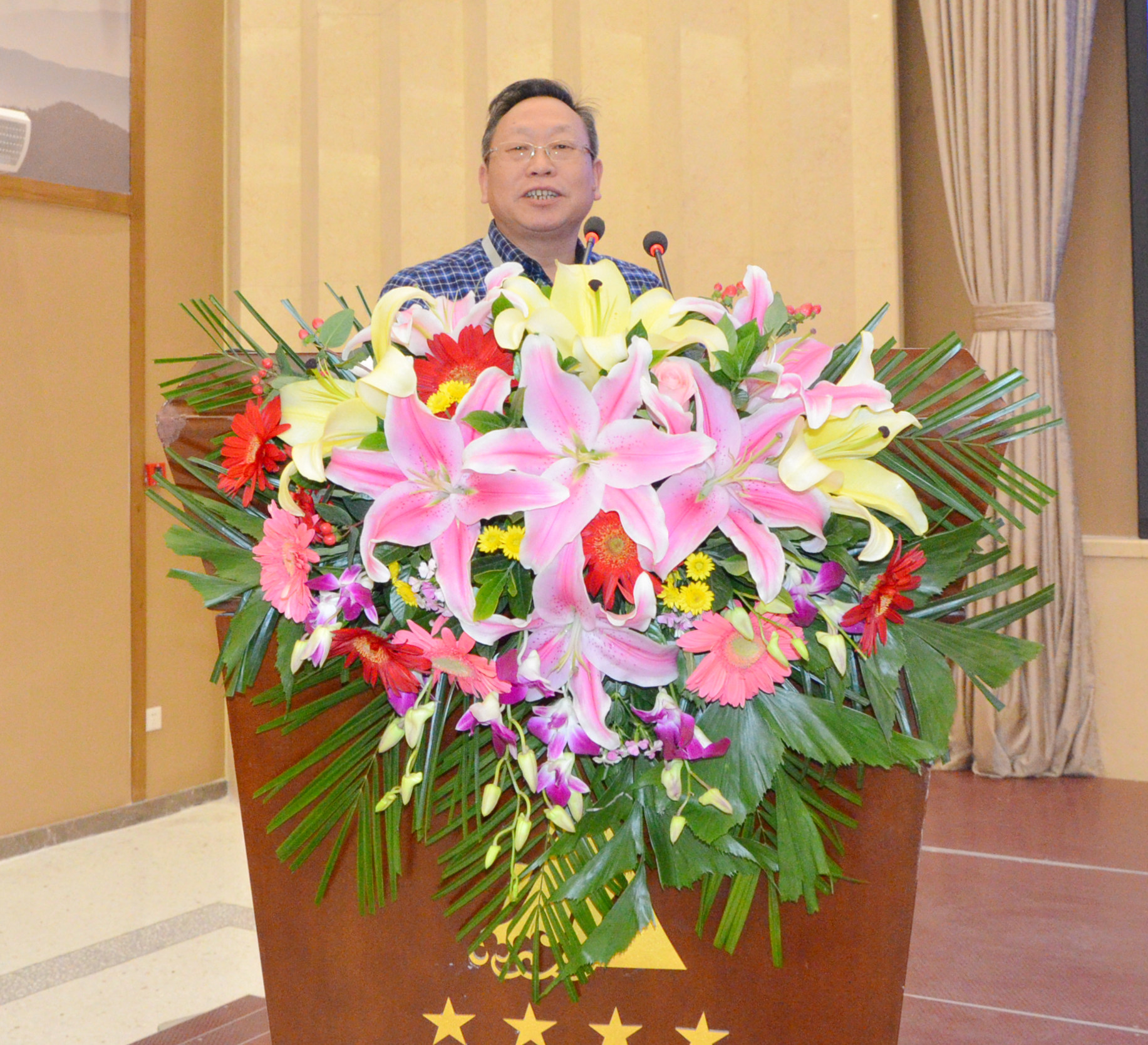 2020年中國非金屬礦產(chǎn)業(yè)高峰論壇暨綠色礦山建設(shè)高峰論壇在河南鄭州成功舉辦！