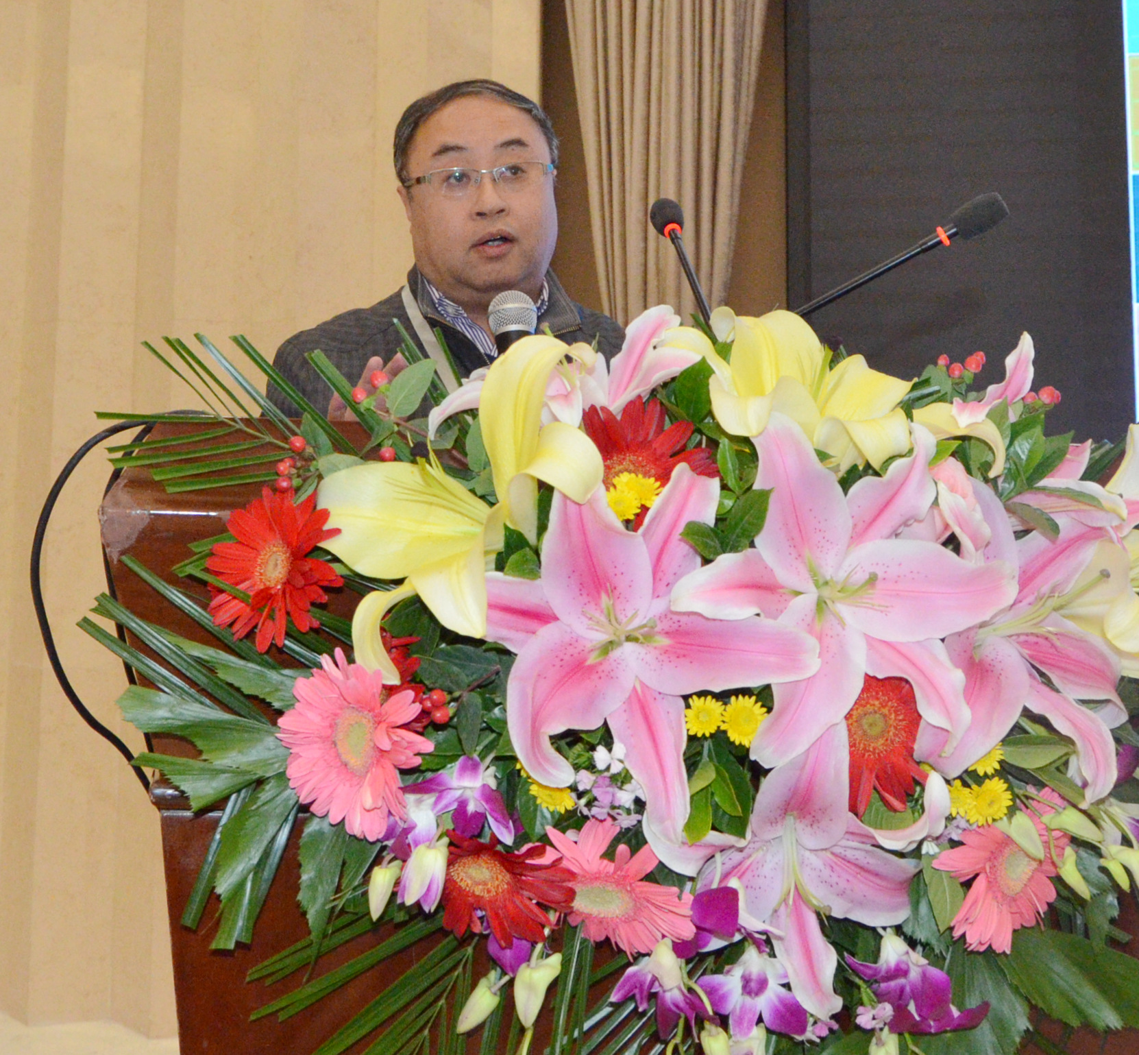 2020年中國非金屬礦產(chǎn)業(yè)高峰論壇暨綠色礦山建設(shè)高峰論壇在河南鄭州成功舉辦！