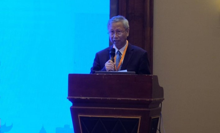 2021年10月15日至17日，由中國硅酸鹽學會礦物材料分會、中國非金屬礦工業(yè)協(xié)會礦物加工利用技術(shù)專業(yè)委員會聯(lián)合主辦，中國地質(zhì)大學（武漢）納米礦物材料及應(yīng)用教育部工程研究中心、中國地質(zhì)大學（武漢）材料與化學學院、中南大學礦物材料及其應(yīng)用湖南省重點實驗室共同承辦的第三屆全國礦物材料學術(shù)與技術(shù)交流會暨第二十一屆全國非金屬礦加工利用技術(shù)交流會在湖北省武漢市潮漫凱瑞國際酒店召開。來自各大專院校、科研院所以及相關(guān)企業(yè)的400余位專家學者、企業(yè)家和代表出席了大會。