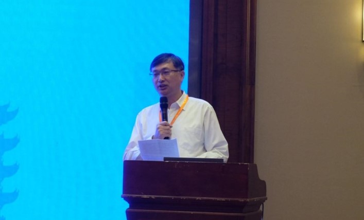 2021年10月15日至17日，由中國硅酸鹽學會礦物材料分會、中國非金屬礦工業(yè)協(xié)會礦物加工利用技術(shù)專業(yè)委員會聯(lián)合主辦，中國地質(zhì)大學（武漢）納米礦物材料及應(yīng)用教育部工程研究中心、中國地質(zhì)大學（武漢）材料與化學學院、中南大學礦物材料及其應(yīng)用湖南省重點實驗室共同承辦的第三屆全國礦物材料學術(shù)與技術(shù)交流會暨第二十一屆全國非金屬礦加工利用技術(shù)交流會在湖北省武漢市潮漫凱瑞國際酒店召開。來自各大專院校、科研院所以及相關(guān)企業(yè)的400余位專家學者、企業(yè)家和代表出席了大會。