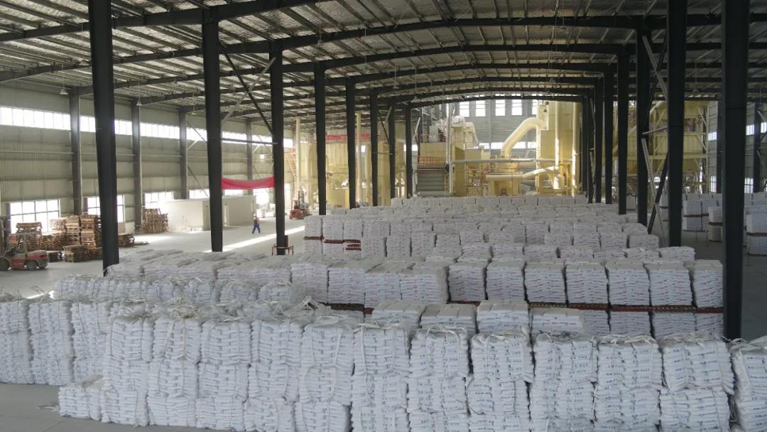 安徽青陽：依托方解石資源，做強(qiáng)碳酸鈣產(chǎn)業(yè)集群 　　 　　