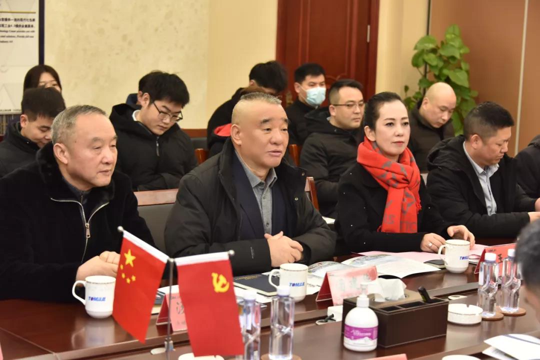 “鋰電池材料智能裝備一體化創(chuàng)新聯(lián)合體”簽約儀式圓滿落幕！ 　　