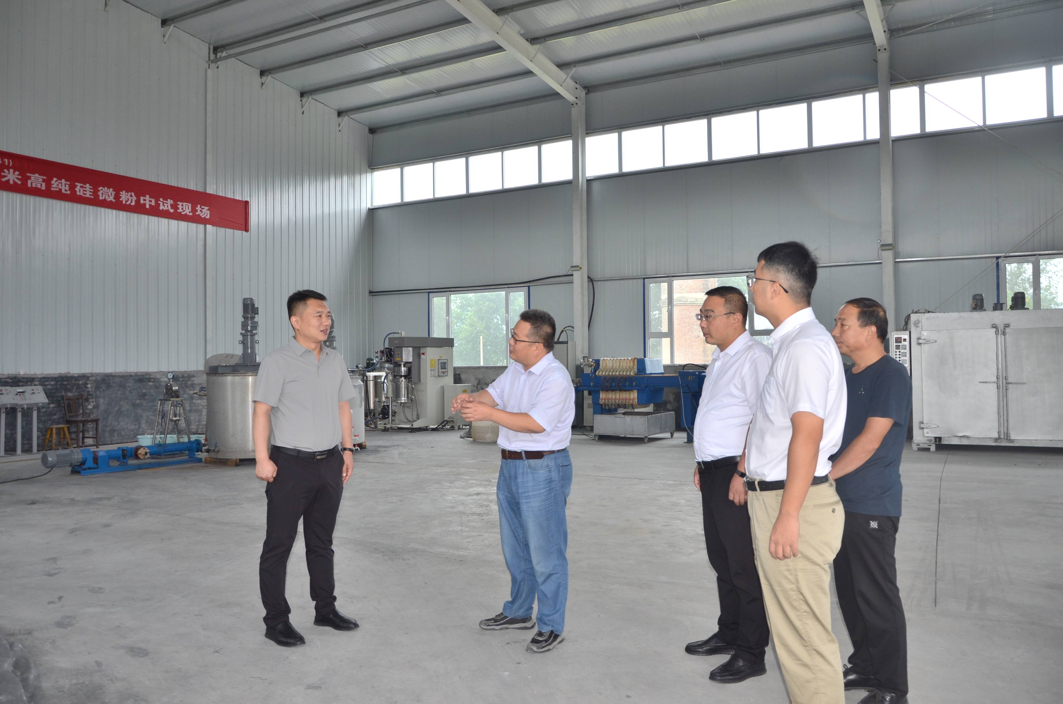 中國地質(zhì)大學(xué)（北京）健康與環(huán)境礦物材料中試基地在山西長治潞城區(qū)簽約揭牌！