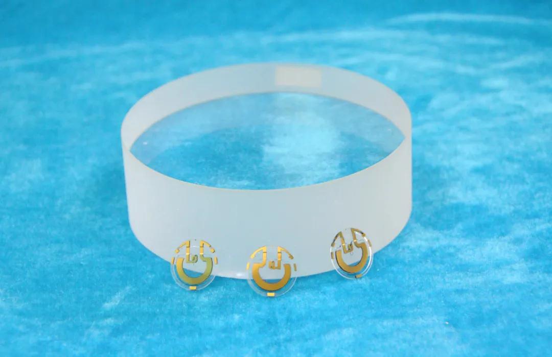 石英玻璃高端應(yīng)用領(lǐng)域及市場競爭格局分析 　　 　　