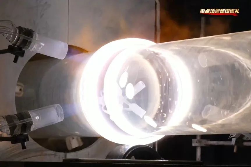 【產(chǎn)業(yè)】業(yè)績(jī)高速增長(zhǎng)，江蘇東海硅產(chǎn)業(yè)駛?cè)氚l(fā)展“快車(chē)道” 　　 　　