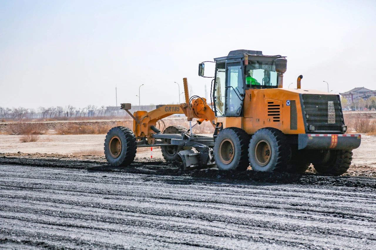 1公里消耗6.2萬噸，寧夏首次使用煤矸石進(jìn)行高速公路路基填筑！ 　　