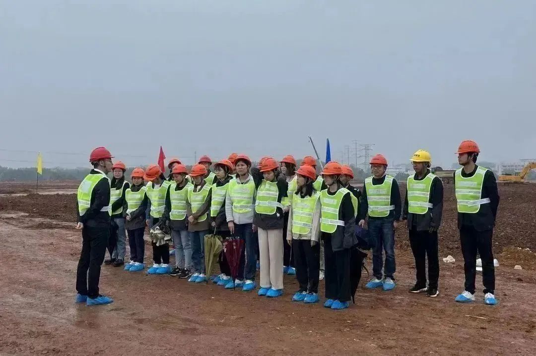 廣西賀州華壟年產60萬噸超細（改性）粉體及30萬噸塑料母粒項目開工 　　 　　