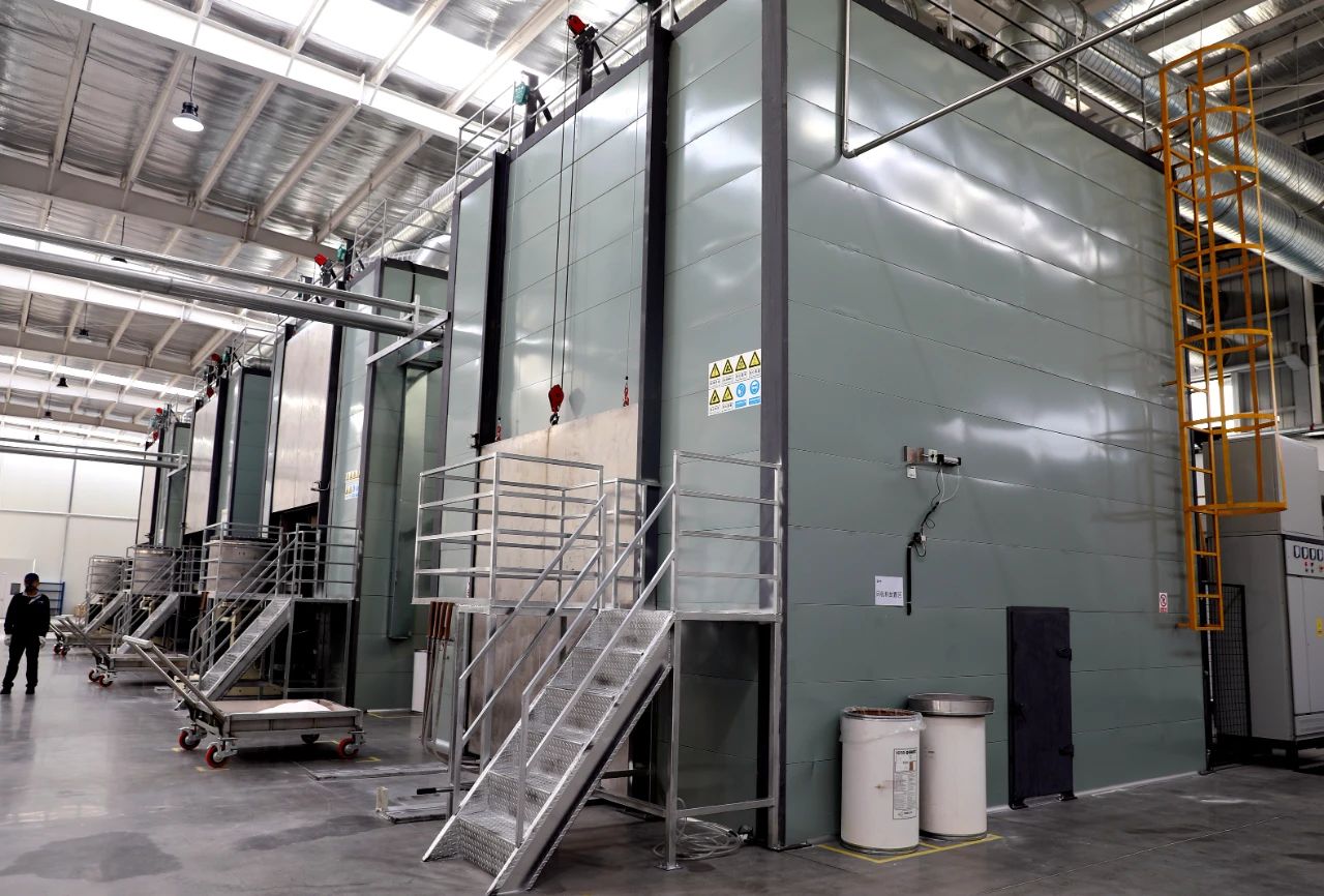 【資訊】四川眉山和潤年產(chǎn)4萬只高純石英坩堝項(xiàng)目投產(chǎn)！ 　