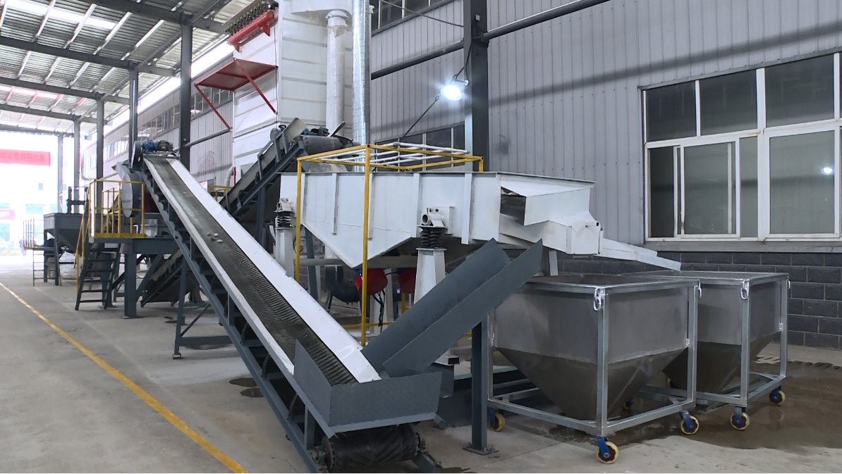 【資訊】首次用國產(chǎn)礦，湖北年產(chǎn)2000噸高純石英砂中試線投產(chǎn)！ 　　 　　