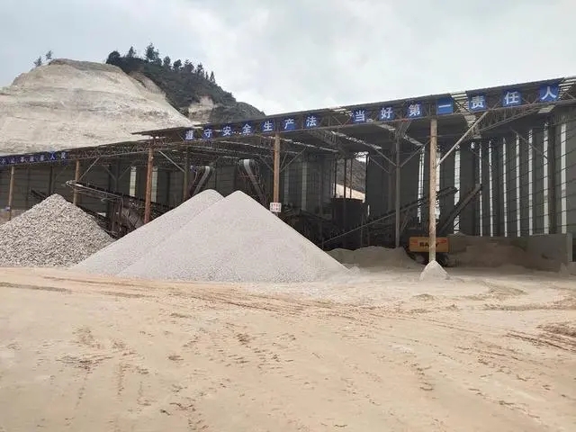 富礦精開，貴州凱里玻璃產(chǎn)業(yè)大發(fā)展 　　