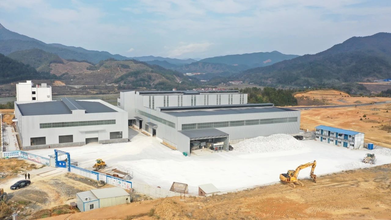 福建20萬噸納米碳酸鈣項(xiàng)目投產(chǎn)！ 　　