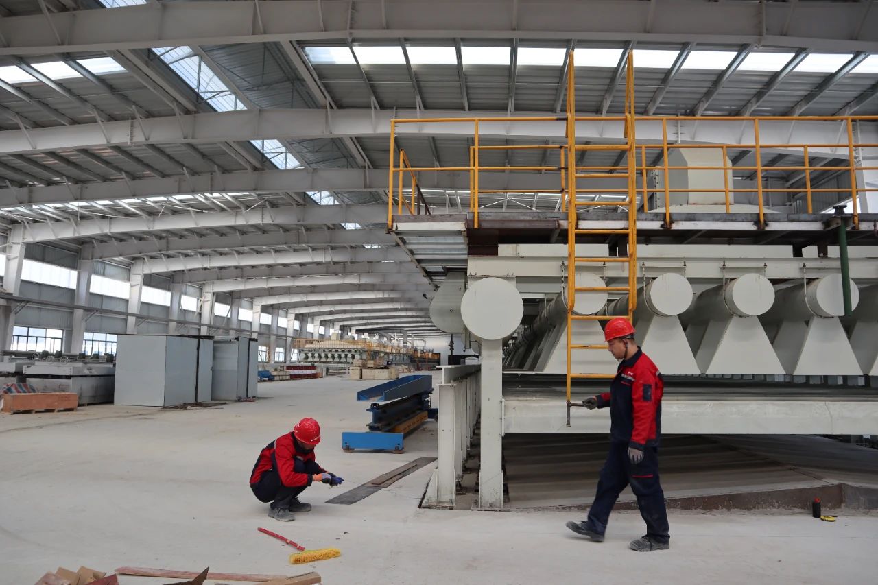 貴州黔東南州:全力推進(jìn)硅精深加工產(chǎn)業(yè)發(fā)展