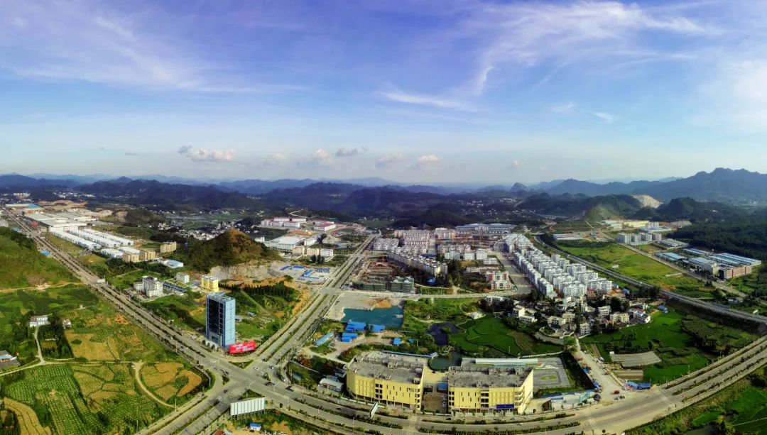 貴州黔東南州:全力推進(jìn)硅精深加工產(chǎn)業(yè)發(fā)展