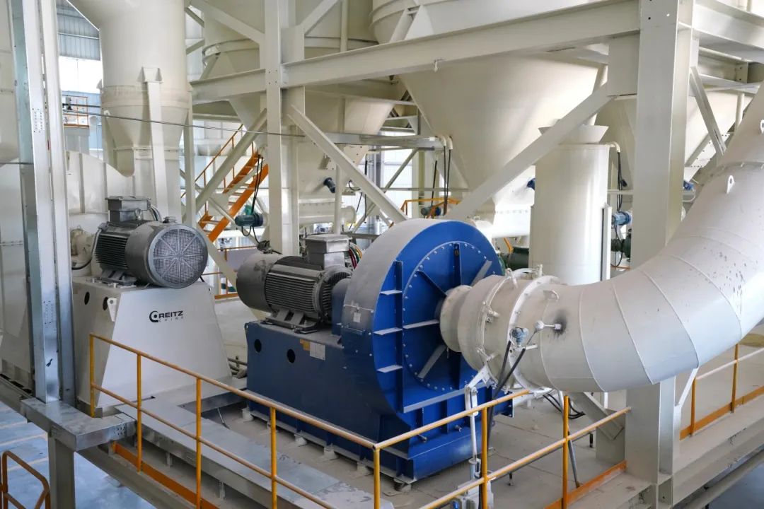 四川40萬(wàn)噸超微細(xì)碳酸鈣粉體材料項(xiàng)目投產(chǎn) 　　 　　