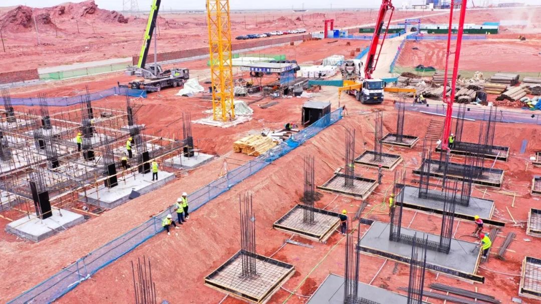 新疆30萬(wàn)噸氫氧化鈣項(xiàng)目預(yù)計(jì)年底投產(chǎn) 　　 　　