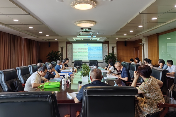 安徽新發(fā)現(xiàn)脈石英礦點(diǎn)幾十處，可提純至99.9962% 　　