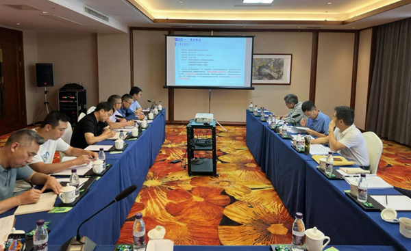 皖南地區(qū)發(fā)現(xiàn)多處高純石英原料礦點 　　